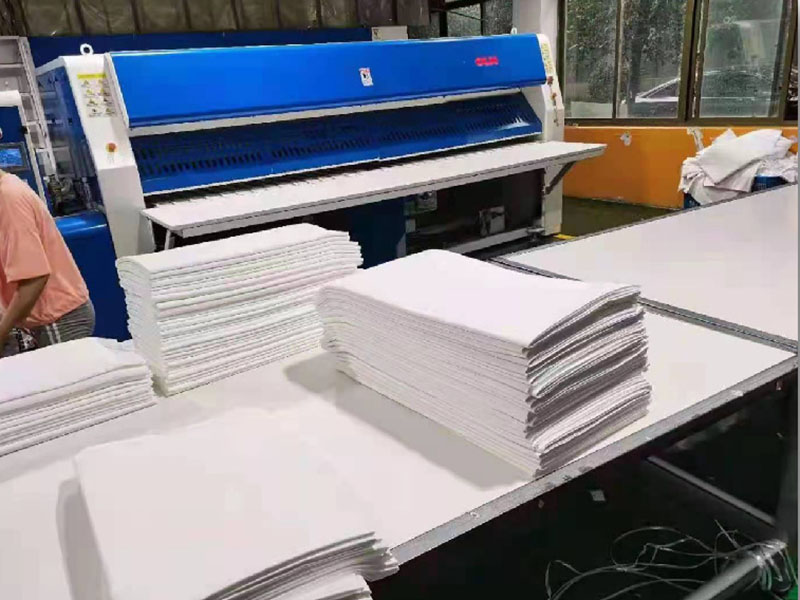 乌兰浩特高速熨烫机-01